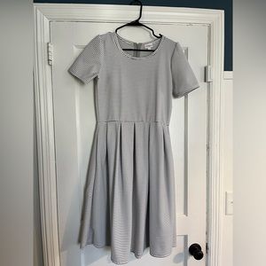 LulaRoe black & White Striped Amelia Dress
